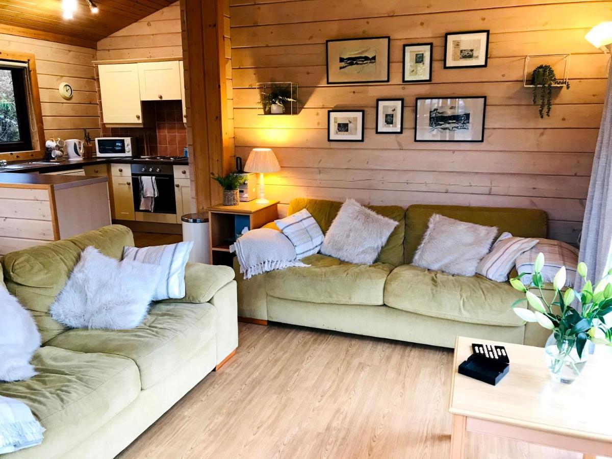Hartland Hideaway Lodge Woolfardisworthy  Exterior photo