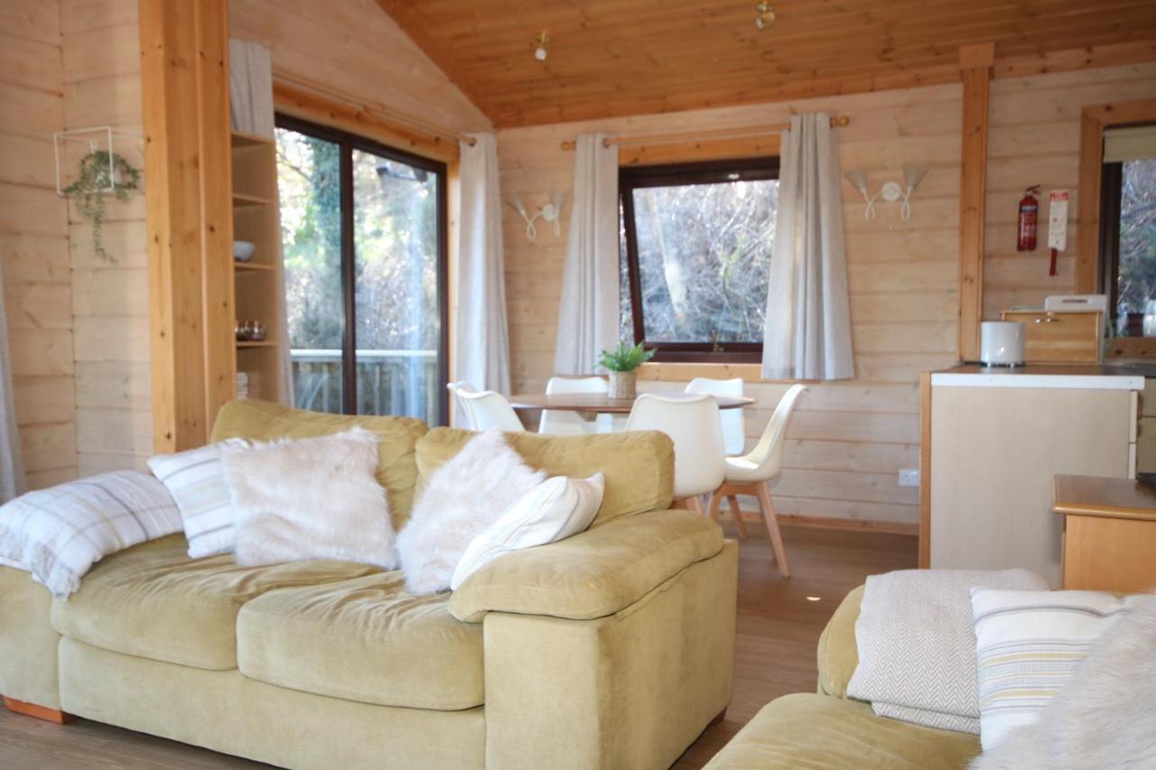 Hartland Hideaway Lodge Woolfardisworthy  Exterior photo