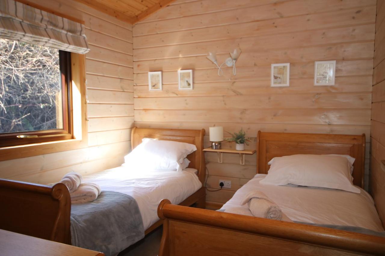 Hartland Hideaway Lodge Woolfardisworthy  Exterior photo